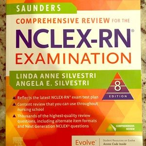 Saunders 2020 NCLEX Review Book with access code!